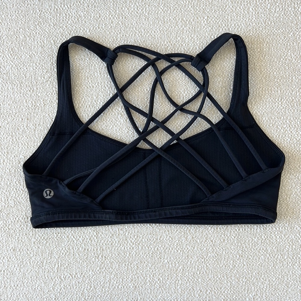 Black Lululemon Strappy Sports bra
